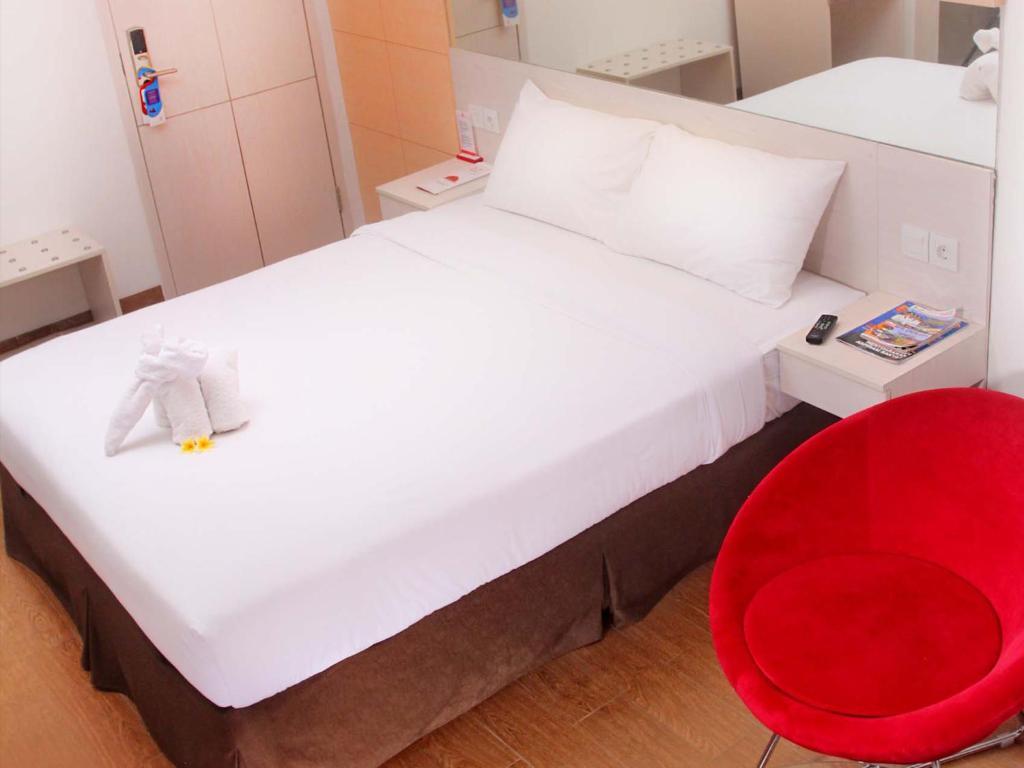 Dragon Inn Kendari Room photo